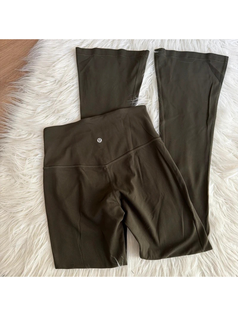 Lululemon green  mini flare leggings 31” size 6